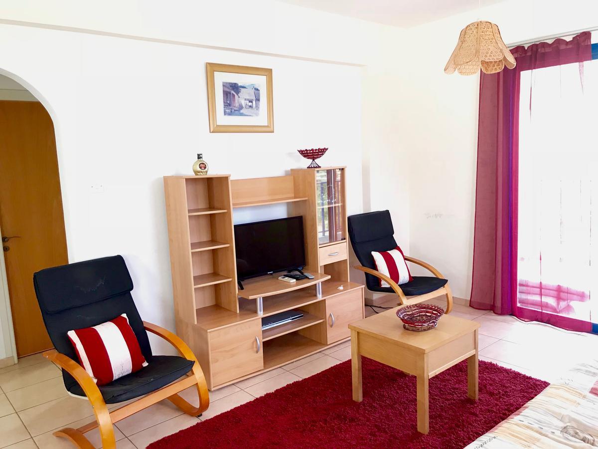 Chloraka Park D101 Apartment Paphos Exterior photo